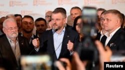 Kandidat za predsjednika Slovačke Peter Pellegrini govori u svom sjedištu na dan objave rezultata predsjedničkih izbora u Bratislavi, Slovačka, 7. aprila 2024.
