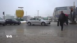  Riza Parlak Behsa Berhemên Xwe Û Nasnameya Kurdî Dike
