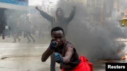 በመንግሥት የተወሰደውን የግብር ጭማሪ እና በፖሊስ የተገደሉትን ሰዎች በመቃወም በወጣቶች የሚመራ አዲስ የተቃውሞ ሰልፍ ተካሄደ ናይሮቢ፣ ኬንያ እአአ ሃምሌ 2/2024