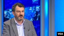 Бесим Небиу