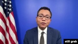 State Department Deputy Spokesperson Nathan Tek speaks, Nov. 8, 2023, to VOA’s Anita Powell about the conflict between Israel and Hamas.