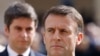 Presiden Prancis Emmanuel Macron (depan) dan Perdana Menteri Gabriel Attal menghadiri sebuah upacara di Paris, pada 20 Maret 2024. (Foto: Ludovic Marin, Pool via AP)