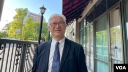 台湾在野的中国国民党副主席夏立言在华盛顿近郊马里兰州会晤媒体。(2023年5月5日，美国之音锺辰芳拍摄）