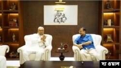 আম আদমি পার্টি বা আপ-এর দাবি মেনে কংগ্রেস সংসদে দিল্লি অর্ডিন্যান্সের বিরোধিতা করলেও কেজরিওয়ালের দল রাজস্থান, মধ্যপ্রদেশ, ছত্তীসগড় এবং তেলেঙ্গানায় কংগ্রেসের বিরোধীতা করছে পুরোদমে। 