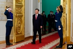 俄罗斯总统普京为到访的中国领导人习近平在克里姆林宫举行欢迎仪式。（2023年3月21日）