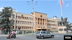 Законот за амнестија, чиј предлагач е министерот за правда Кренар Лога, ќе се најде пред пратениците идната недела