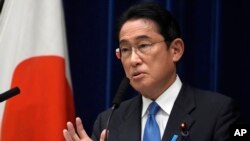 ແຟ້ມຮູບ-ນາຍົກລັດຖະມົນຕີຍີ່ປຸ່ນ ທ່ານ ຟູມິໂອະ ກິຊິດະ ກ່າວໃນລະຫວ່າງຖະແຫຼງຂ່າວ ຢູ່ທີ່ສໍານັກງານນາຍົກລັດຖະມົນຕີໃນນະຄອນຫຼວງໂຕກຽວ, ວັນທີ 31 ສິງຫາ 2022. 