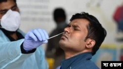 এক সপ্তাহেই এরিস আক্রান্তের হার ১৪ শতাংশ ছাড়িয়ে গেছে। অন্তত ৪ হাজার জন করোনা আক্রান্তের নমুনা পরীক্ষা করে দেখা গেছে, খুব তাড়াতাড়ি ছড়াতে পারে এই ভাইরাস। 