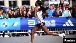 ኢትዮጵያዊቷ አትሌት ትግስት አሰፋ በበርሊን ማራቶን 