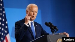 美国总统乔·拜登在北约成立75周年峰会期间举行记者会。(2024年7月11日)