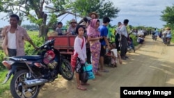 စစ်ကိုင်းတိုင်း၊ ခင်ဦးမြို့နယ်ထဲက စစ်တပ်ရဲ့ နယ်မြေရှင်းလင်းရေးကြောင့် နေရပ်စွန့်ခွာ တိမ်းရှောင်နေကြရတဲ့ဒေသခံများ (သြဂုတ် ၉၊ ၂၀၂၃)