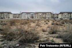 建在七河地区与中国接壤边境上的努尔肯特市