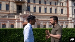 Украина и Велика Британија заедно се домаќини на конференција за закрепнувањето на Украина од руската инвазија