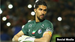 حسین حسینی، دروازه‌بان و کاپیتان تیم فوتبال استقلال- صفحه شخصی اینستاگرام