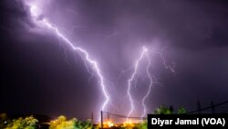 دیمەنی هەورە بروسکە لە شاری سلێمانی لە مانگی 5ی ساڵی 2024
