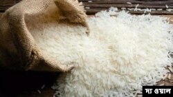 বাসমতী বাদে অন্যান্য আতপ চালের উপর নিষেধাজ্ঞা আরোপের পর সিদ্ধ চালের উপর নজর পড়ে রপ্তানিকারকদের। 