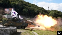 在2022年9月20日的韩国国防博览会上，韩国陆军K2坦克进行实弹射击演示。