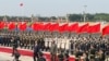 2023年5月15日，中国国家主席习近平和厄立特里亚总统伊萨亚斯·阿费沃基在北京人民大会堂外的欢迎仪式上。（路透社照片）