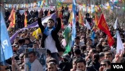 Ji Çalakîyê, Enqere