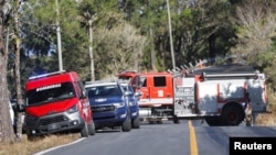 በፓናማ 60 ፍልሰተኞችን የያዘ አውቶብስ ወደ ገደል ተገልብጦ 39ኙ ሲሞቱ 20 የሚሆኑት ደግሞ ጉዳት ደርሶባቸዋል ሲሉ የአገሪቱ የፍልሰተኞች ጉዳይ ባለሥልጣናት አስታውቀዋል