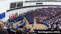 资料照片：欧洲议会2023年9月14日的一次全体会议
（美国之音摄影）
