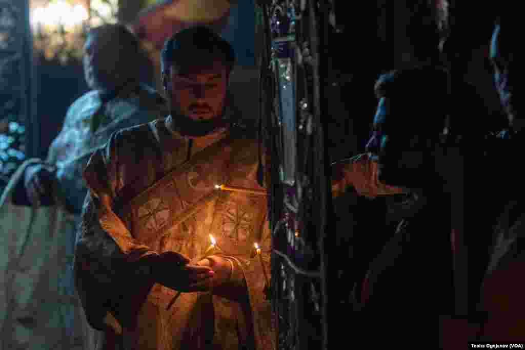 Велигден во македонските православни храмови