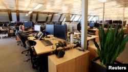 资料照：挪威央行投资管理公司在奥斯陆的交易部门。（2017年6月2日）