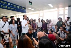 Jokowi berharap masyarakat dapat beralih menggunakan moda Transportasi massal, karena kerugian yang diakibatkan oleh kemacetan mencapai Rp100 triliun per tahun. (Biro Setpres RI)
