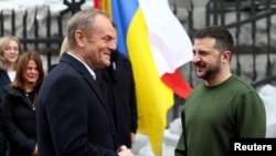 2024年1月22日，乌克兰总统泽连斯基在基辅会见波兰总理图斯克。（路透社照片）
