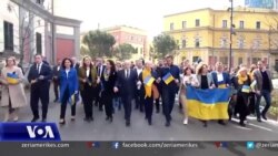 Tiranë, marshim në mbështetje të Ukrainës