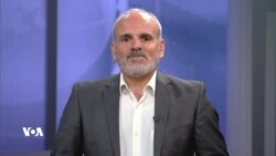 Xelîl Şerîf Behsa Giringiya Xwendina Bi Kurdî Li Diyasporayê Dike
