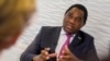 Rais wa Zambia Hakainde Hichilema akizungumza na waandishi wa habari alipokuwa Ufaransa. Picha na Geoffroy VAN DER HASSELT / AFP. 