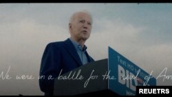 资料照片：美国总统拜登2023年4月25日正式宣布竞选连任的视频。