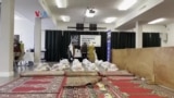 Warung VOA: Sedekah Selama Ramadan di AS