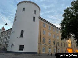 黄昏时的立陶宛总统府。（2023年7月16日）