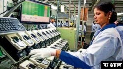 মানুষের চাহিদা মেটাতে আগামী ৬-১২ মাসে ভারতে মোবাইল ফোন তৈরির জন্য প্রায় ৬০ হাজার চাকরি তৈরির সম্ভাবনা রয়েছে।