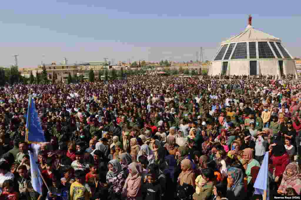 Oxirkirina Girseyî ya Endamên Akademîya Asayîşê li Kobanê