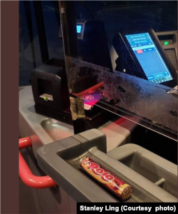 老婆婆乘客下车时留下的巧克力充满暖意 (图片来源：英伦西北风锅铃钝巴士佬脸书网页)