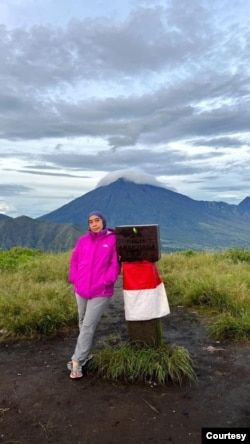 Santi Johar, mengaku berhasil disembuhkan setelah tiga kali mencoba bunuh diri. (Dokumentasi Pribadi)