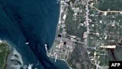 商业影像公司BlackSky 2023年7月24日发布的这张在柬埔寨云朗上空拍摄的卫星影像显示，一个大型海军基地正在快速建设。（图片来源：BlackSky）