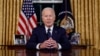 Prezidan Joe Biden pandan yon diskou nasyonal nan Biwo Oval Lamezonblanch la, 19 Oktob, 2023. 