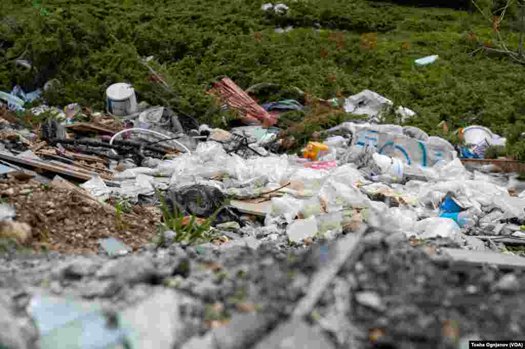 Shar Mountain - nature beauty and waste / Шар Планина - природна уникатност нарушена со отпад 