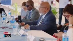 Ayiti: Dennis Francis Ekzòte Aktè Politik Mete Tèt Ansanm Pou Rezoud Kriz la