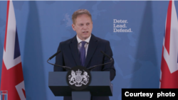 英国国防大臣夏博思发表政策演说 (照片来源：英国国防部)