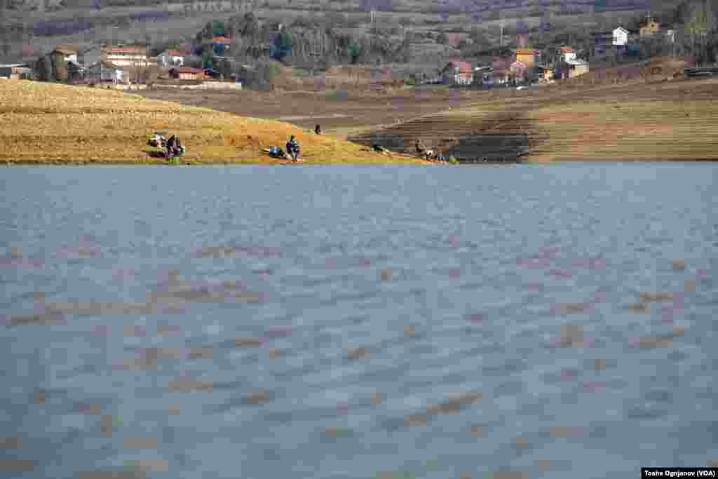 Тиквешко Езеро