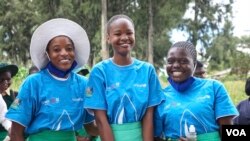 Zimbabwean schoolchildren enjoy some free time in Harare, Jan. 16, 2024. Some girls in Zimbabwe have to drop out of school after becoming pregnant, as most learning institutions in Zimbabwe do not accept expecting mothers as students. (Columbus Mavhunga/VOA)