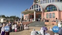 በመቐለ ሁለት ገጽታዎች ያሉት የገና በዓል ድባብ