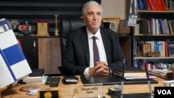 دکتۆر حسێن باخچی