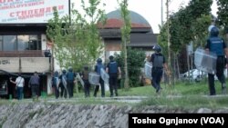 Деветти ден протести: Многу полиција во дел од маршрутата и без инциденти