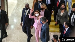 美国国会众议院议长佩洛西一行2022年8月2日到马来西亚议会访问。（马来西亚政府照片）